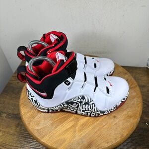 Nike LeBron Soldier 10 White Black Red Mens Shoes Size 6 DJ4888-100